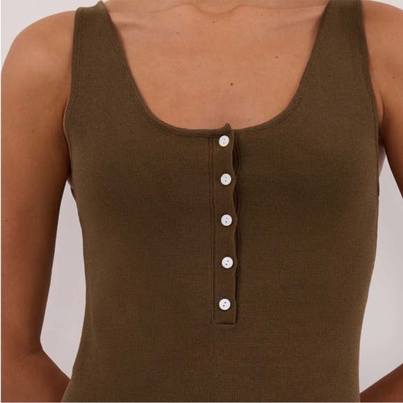 DISSH • Olive sleeveless maxi dress - XS - Picture 5 of 9